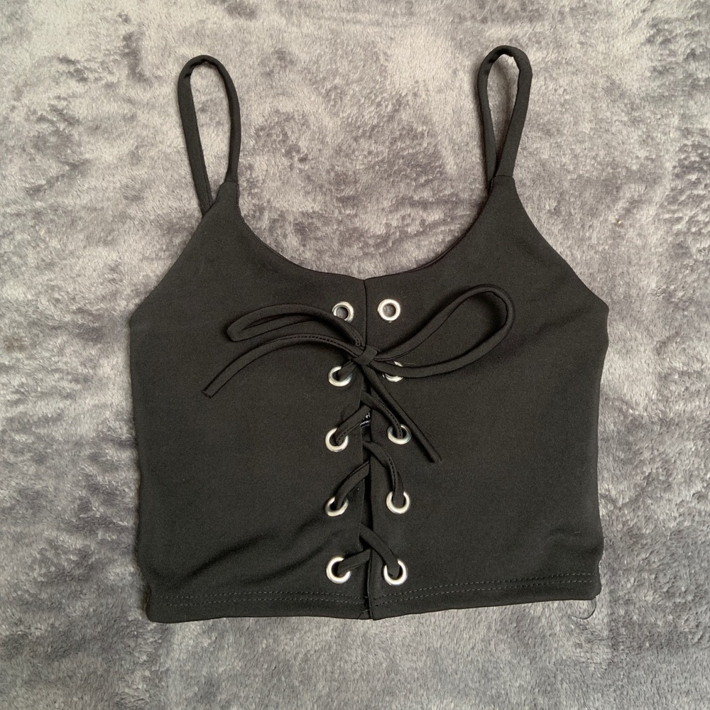 Fashion Nova crop